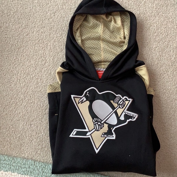 Pittsburgh Penguins sweatshirt, size youth XL - Picture 2 of 2